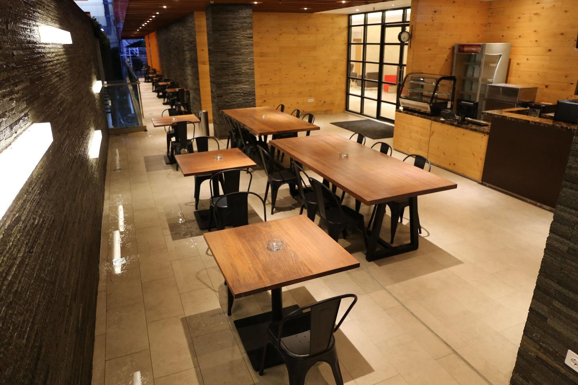 Grand Citihub Hotel @Kajoetangan Malang Exterior foto